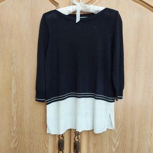 100% Linen Black and White Boatneck Knit Top